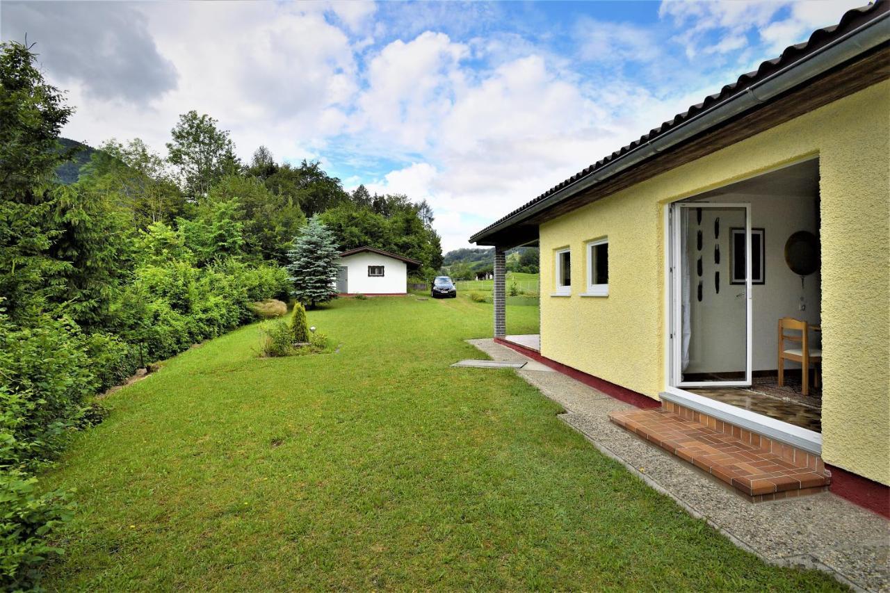 טראונקירכן Ferienhaus Am Traunsee Mit Bergsicht מראה חיצוני תמונה